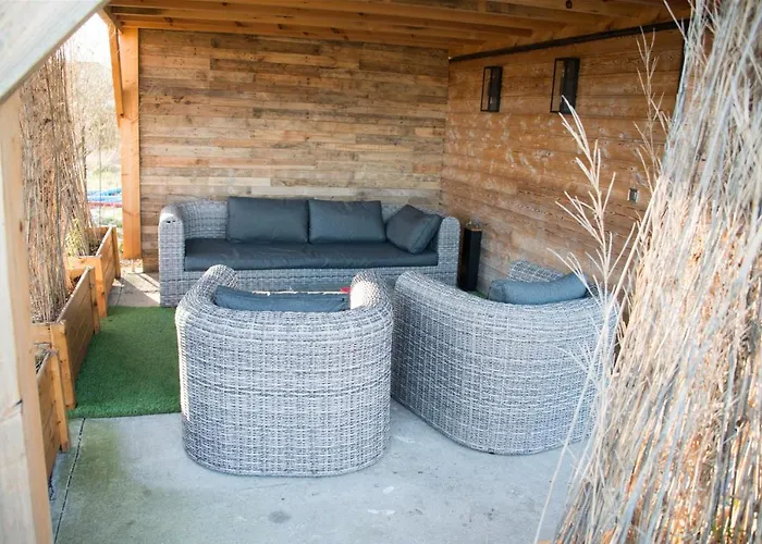 Le Carport Appart hôtel Hasnon